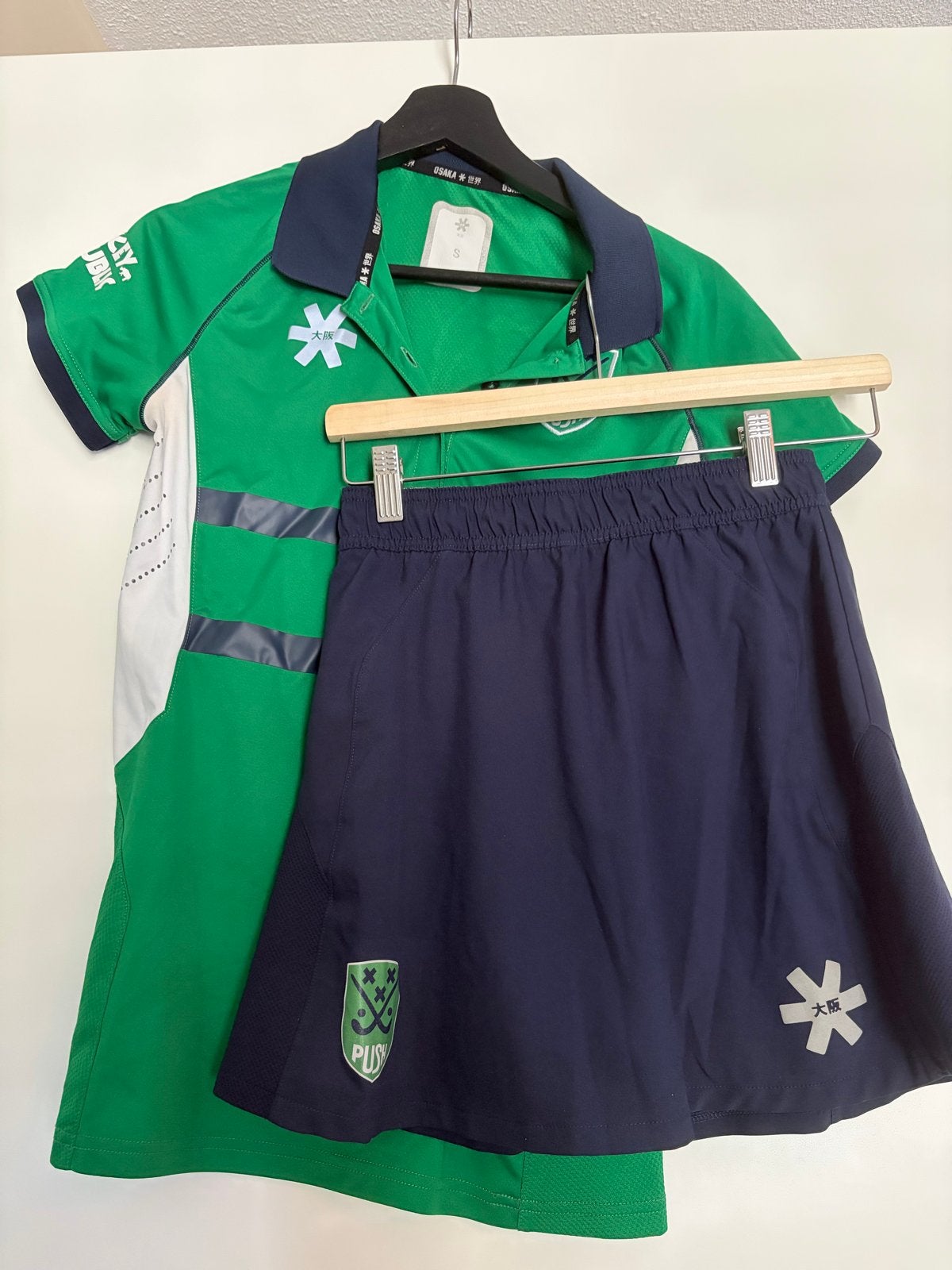 Osaka PUSH Hockey tenue - Shirt en Rokje (Maat S), Ophalen of Verzenden, Zo goed als nieuw, Groen