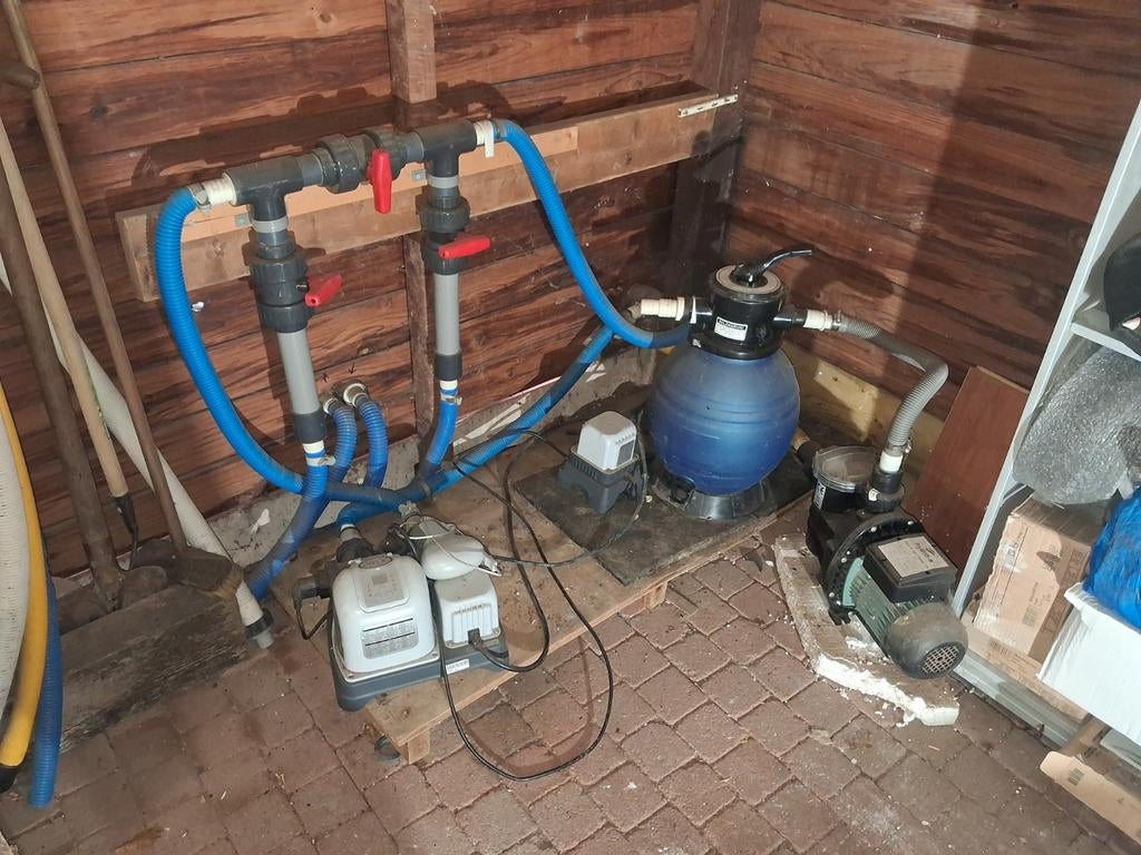 Complete set zwembadtechniek: warmtepomp, zandfilter, pomp, Ophalen, Gebruikt