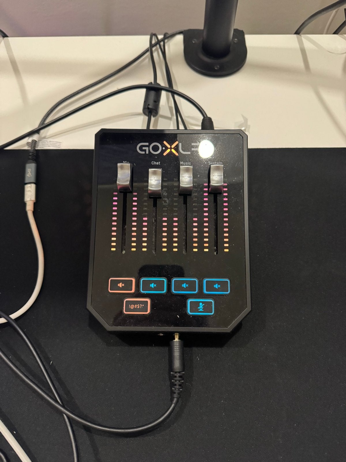 GoXLR Mini in topstaat, Ophalen of Verzenden, Zo goed als nieuw, Minder dan 5 kanalen, Microfooningang