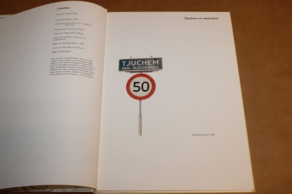 Tjuchem en Omstreken — 125 Jaar Schoolhistorie, Ophalen of Verzenden, Zo goed als nieuw