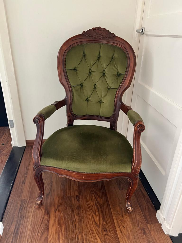 Antieke fauteuil in groen velours, Antiek en Kunst, Antiek | Meubels | Stoelen en Banken, Ophalen