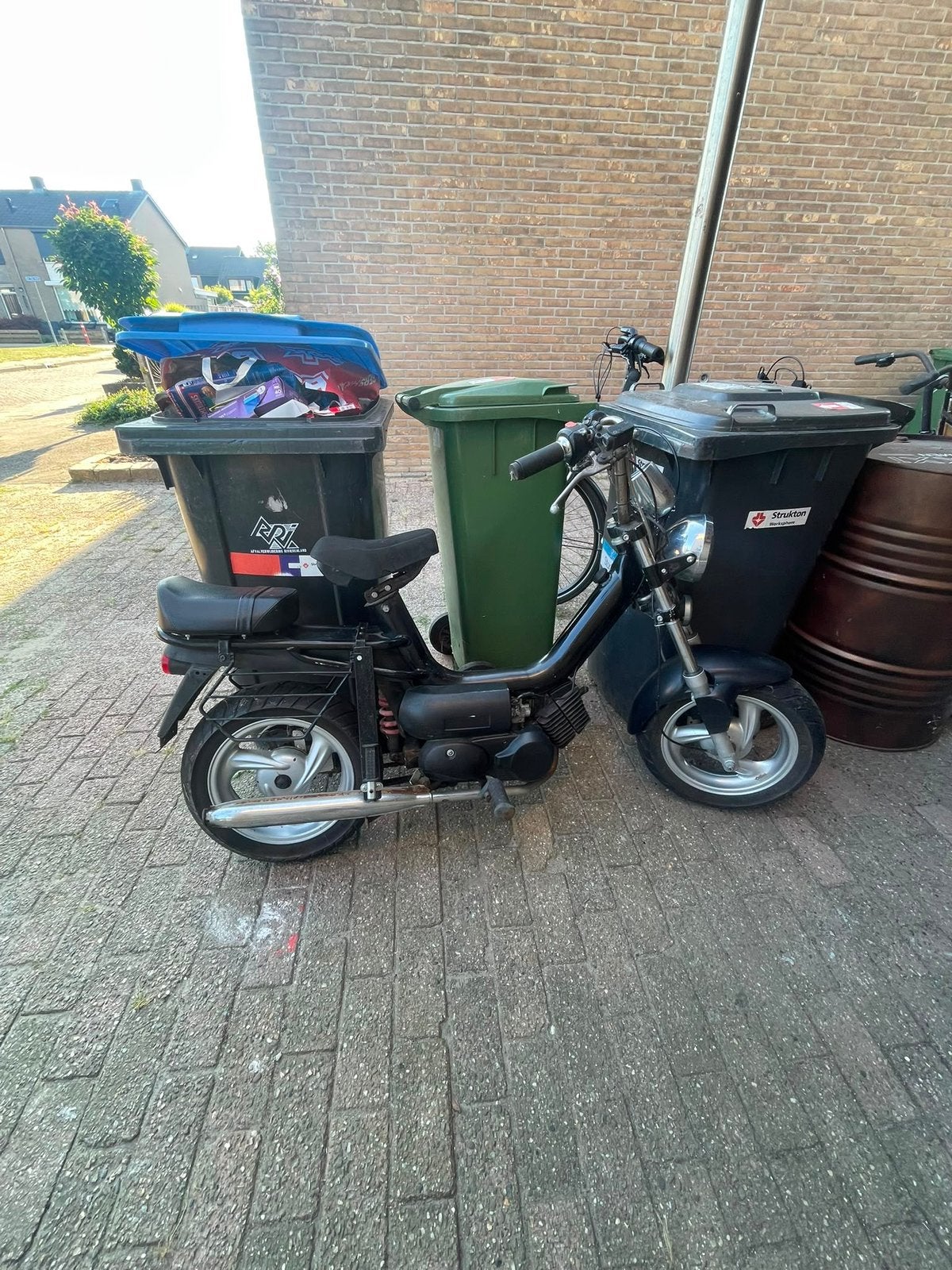 Mooie tomos, Ophalen, Zo goed als nieuw, Tomos