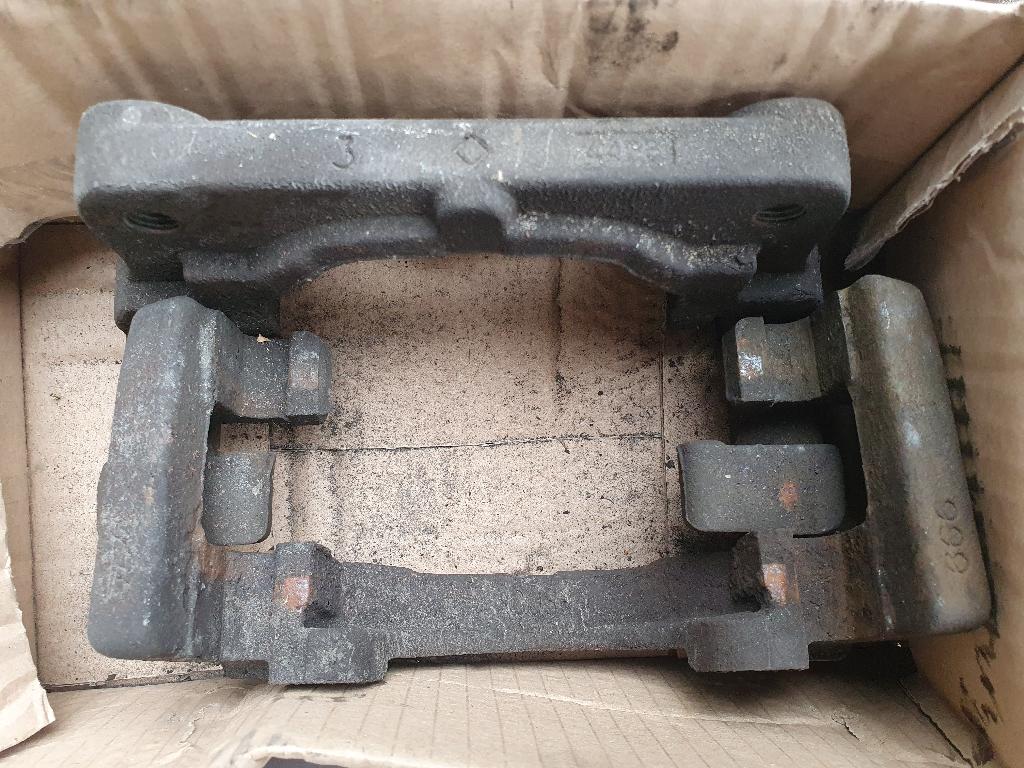 BMW 5 Serie Remklauwhouders (MTechnik!) Vooras F10 Autom, Ophalen of Verzenden, Gebruikt, BMW