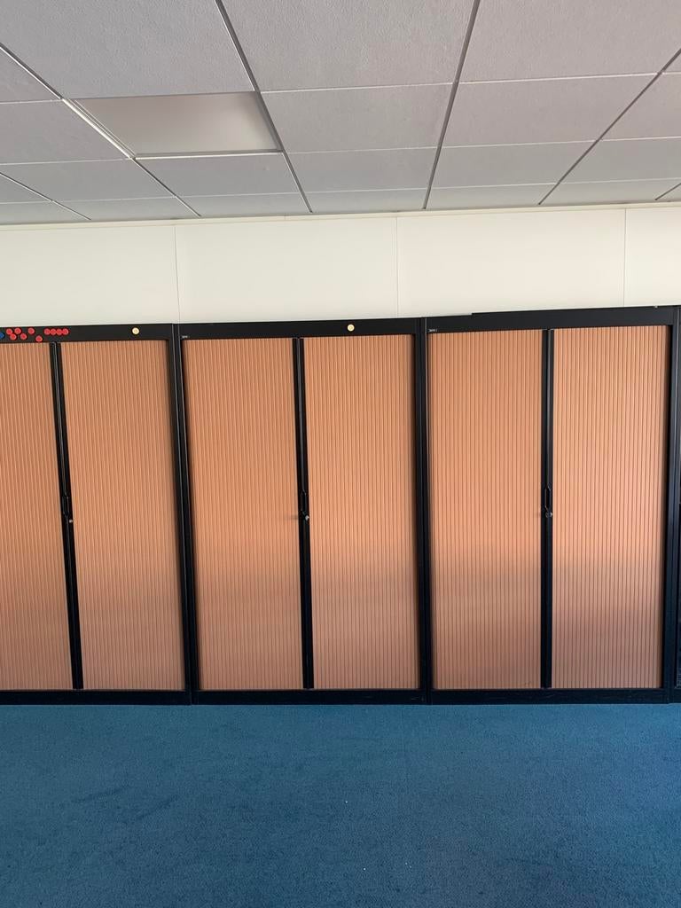 Partij Emmein roldeurkasten 52 stuks, Ophalen, Gebruikt, 100 tot 150 cm, Metaal