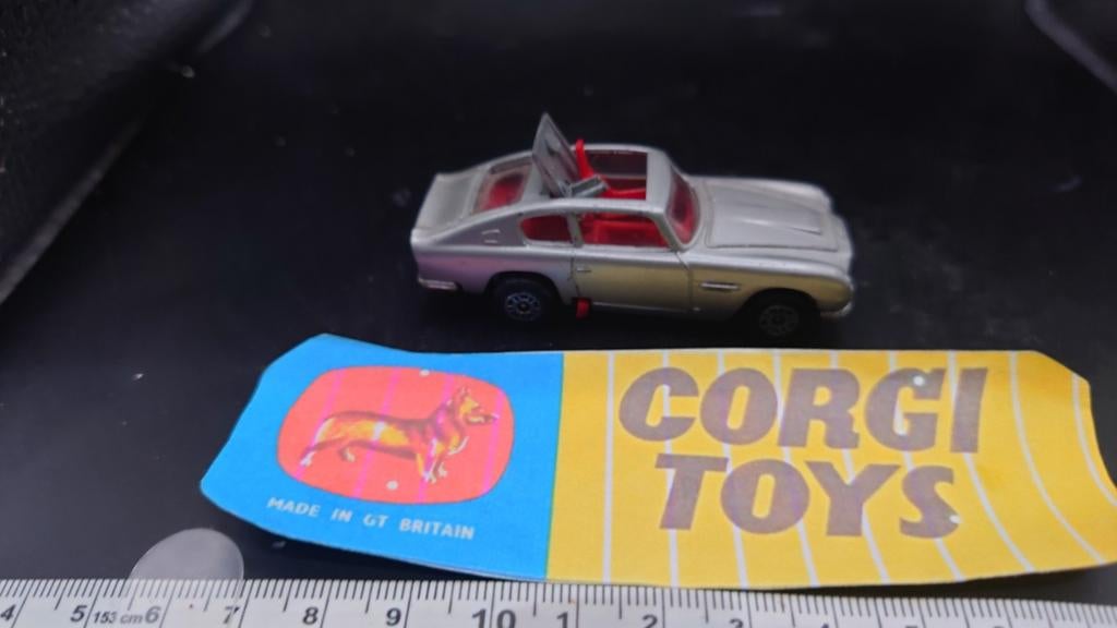 Corgi Toys Aston Martin DB6 James Bond 007, Ophalen of Verzenden, Zo goed als nieuw, Auto, Corgi