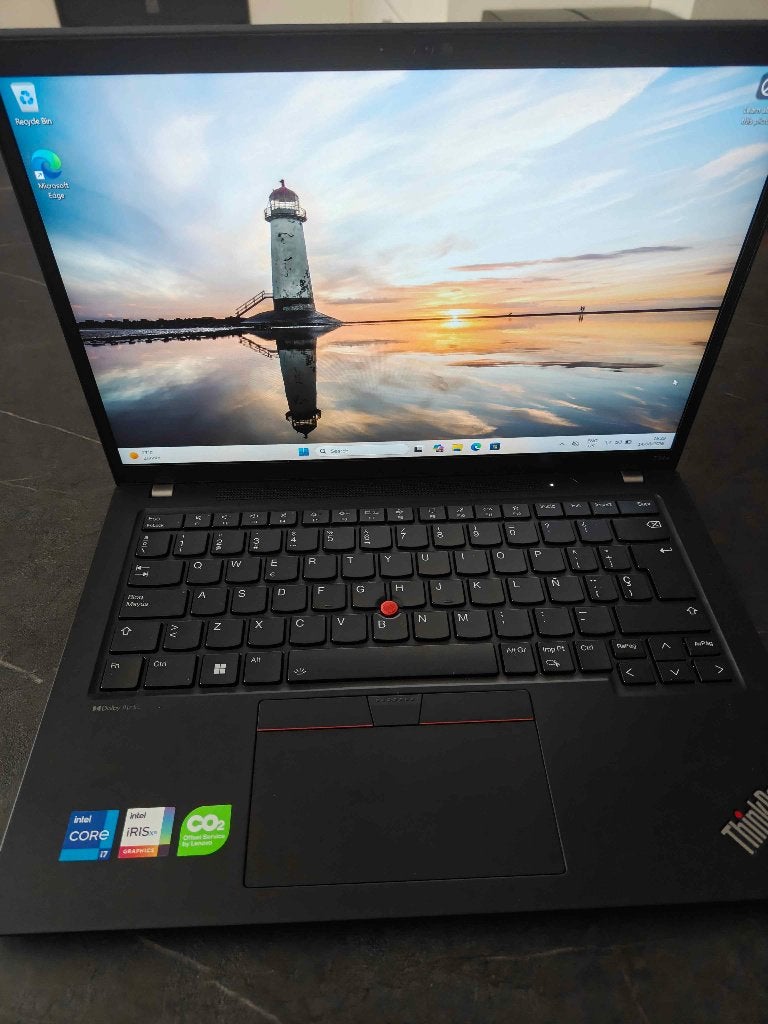 Laptop - Lenovo T14s G4 - Spaanse Toetsenbord, Computers en Software, Qwerty, Minder dan 2 Ghz, Nieuw, 14 inch