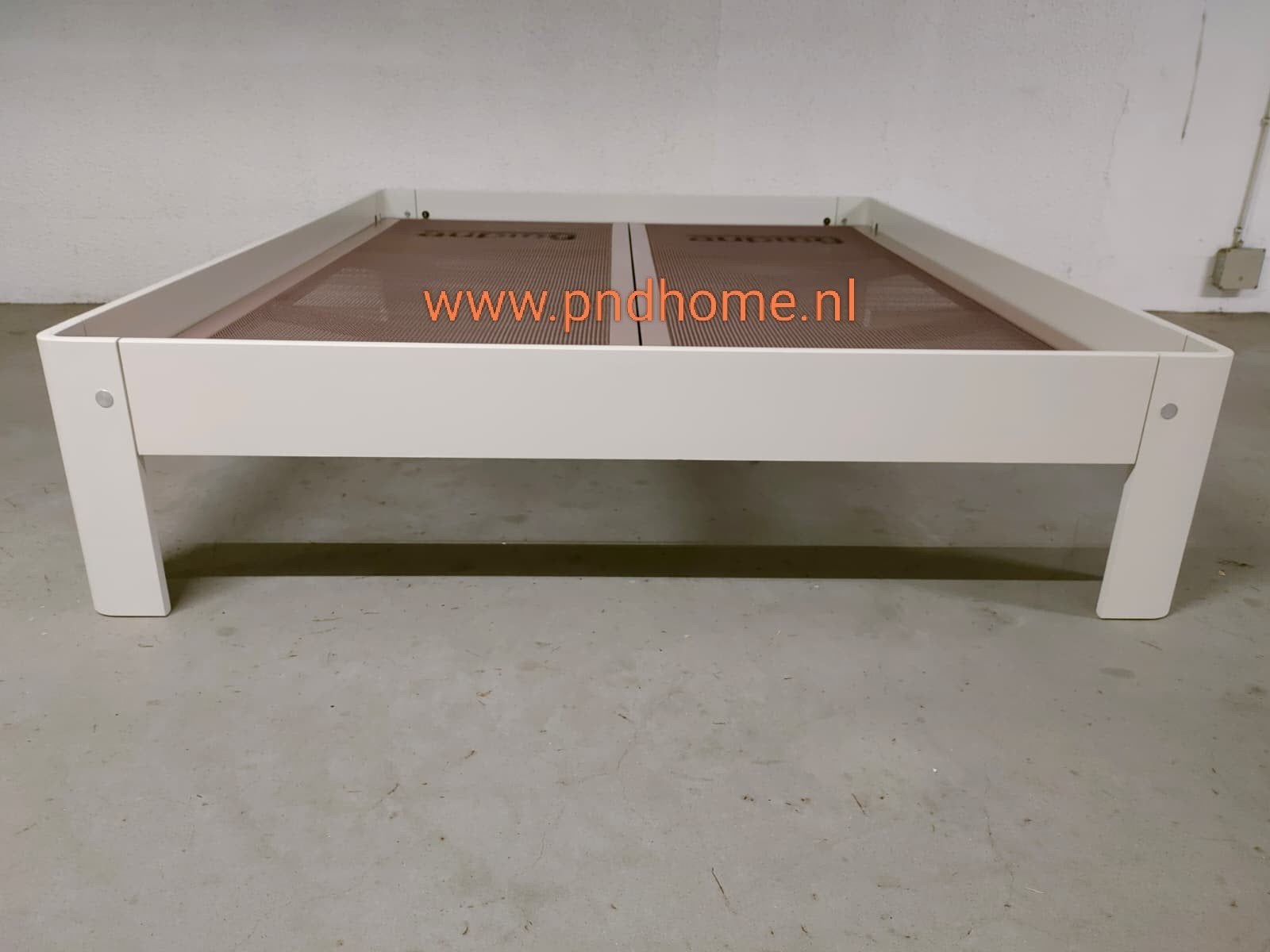 Auping Auronde 1500 (180x200)  Verstelbare Bodem s, Verstelbaar, Wit, Auping Auronde Senioren bed verstelbaar, Tweepersoons