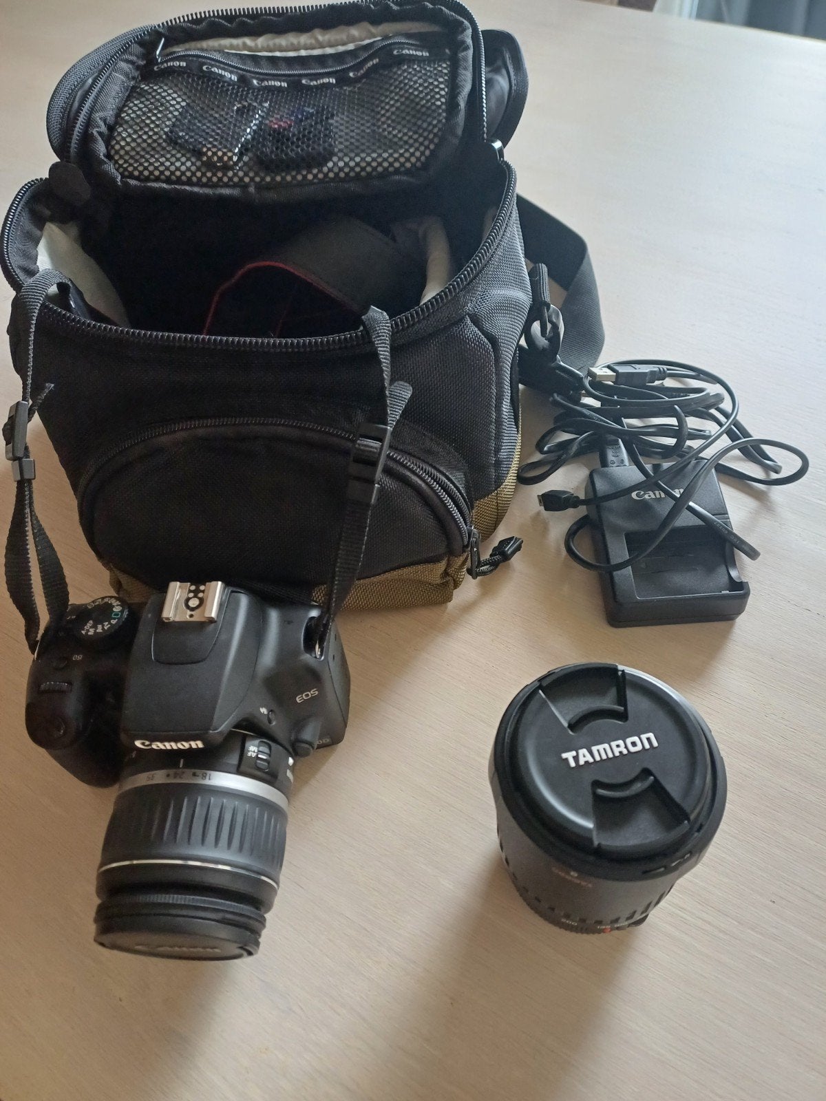 Canon  camera met tas, Ophalen, Gebruikt, Opbergvakken, Canon