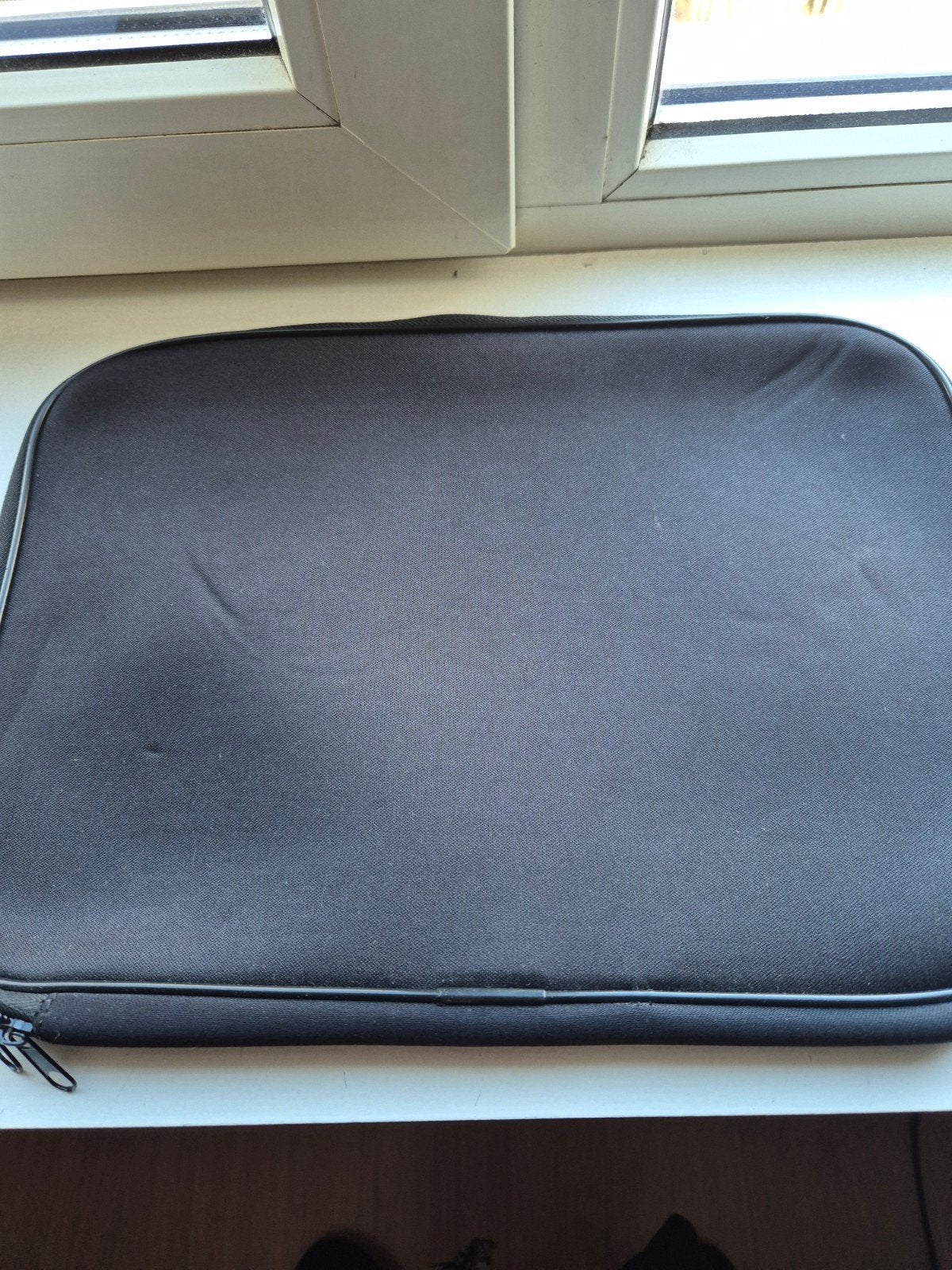 Zwarte laptophoes - Ultieme bescherming voor je laptop, Computers en Software, Ophalen of Verzenden, 14 inch, Gebruikt