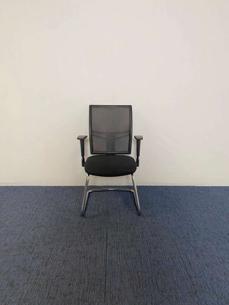 2 x Vergaderstoel CS Airtop, zwart, chroom frame, Huis en Inrichting, Stoelen, Ophalen, Gebruikt, Zwart, Twee