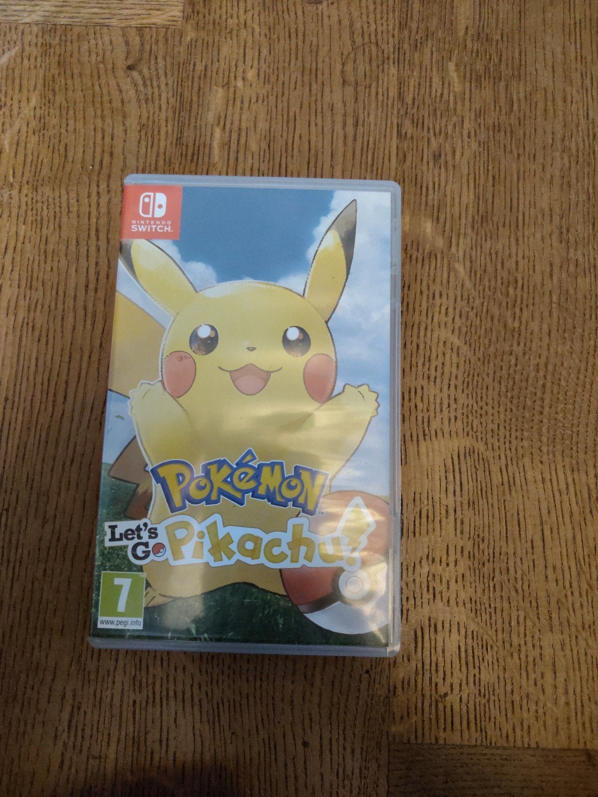Pokémon Let's Go Pikachu! Nintendo Switch, Ophalen of Verzenden