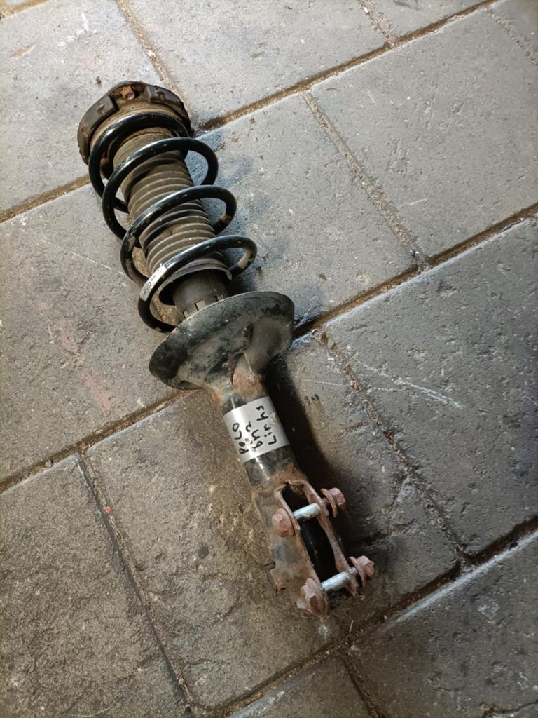 Veerpoot links vw polo 6N2  1.4 mpi, Ophalen of Verzenden, Handelsonderneming f kats, Ferdy.katss@hotmail.com, 7751 cx