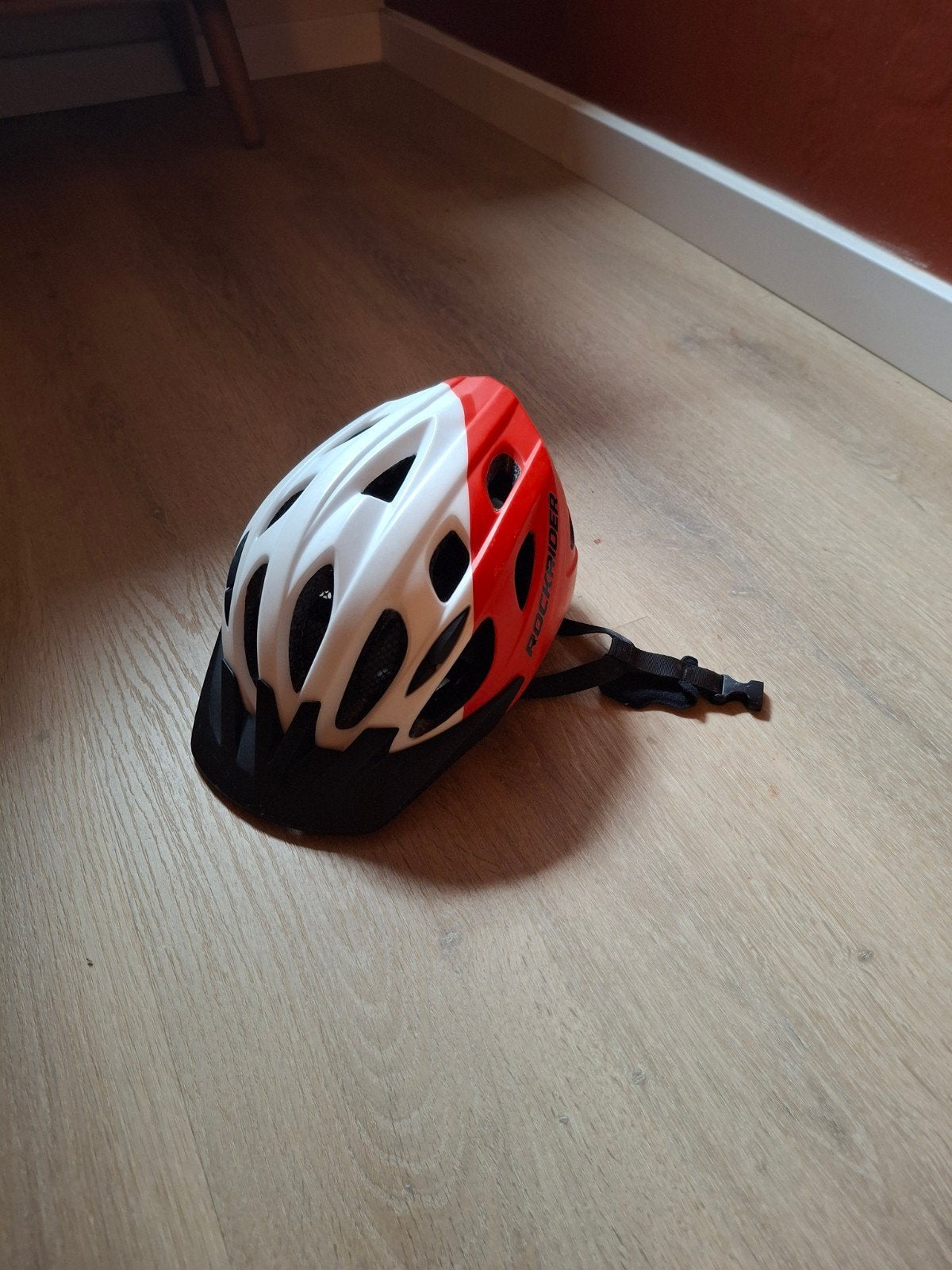 BTWIN Fietshelm S (51-56 cm) - Lichtgewicht 270g, Ophalen, Gebruikt, S, Btwin / Decathlon