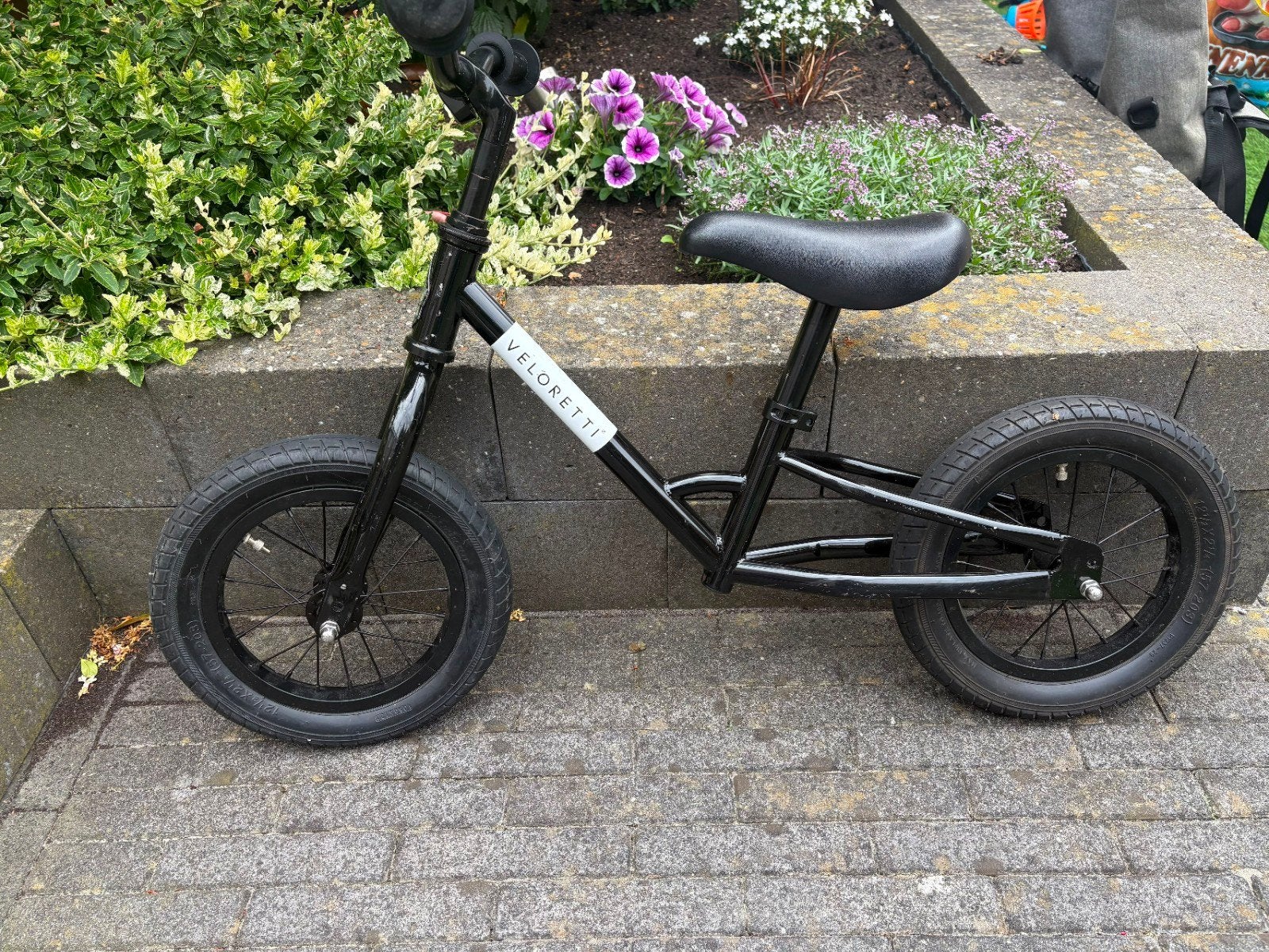 Veloretti Loopfiets Zwart - Zo goed als nieuw, Ophalen of Verzenden, Zo goed als nieuw, Loopfiets