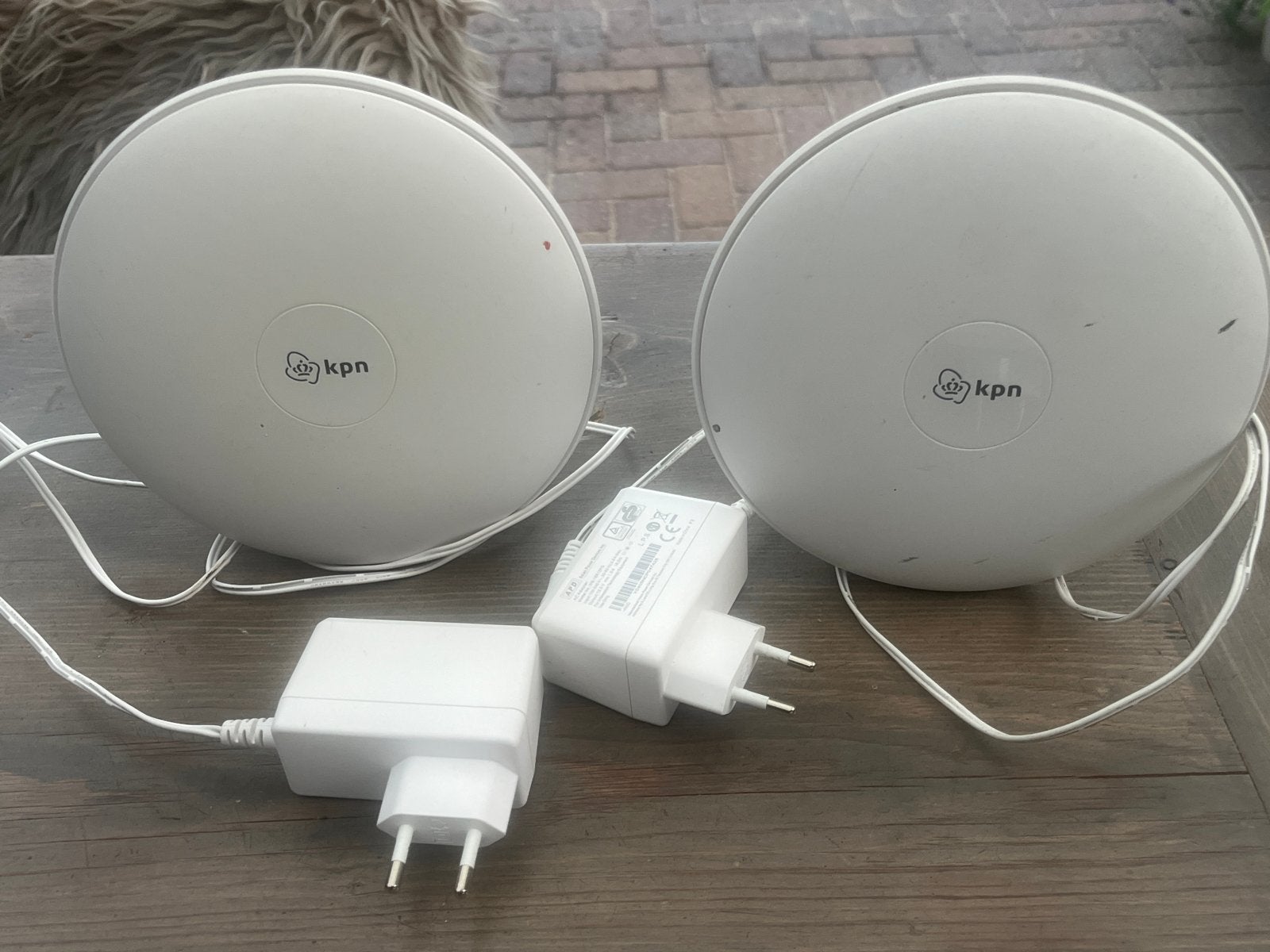 2 KPN wifi versterkers met adapters, Computers en Software, WiFi-versterkers, Ophalen, Gebruikt
