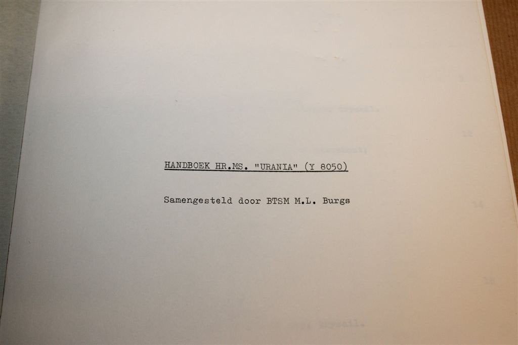 [Vul hier uw advertentietitel in]Handboek Hr.Ms. Urania Y805, Gebruikt, -, Kaart, Foto of Prent, -