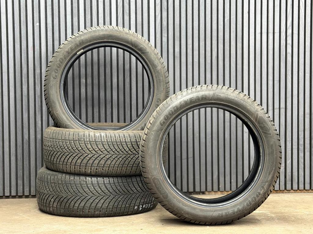 4x 235-50-19 Goodyear All season ca7mm dot22 €400,- all incl, Ophalen, Gebruikt, All Season, Band(en)