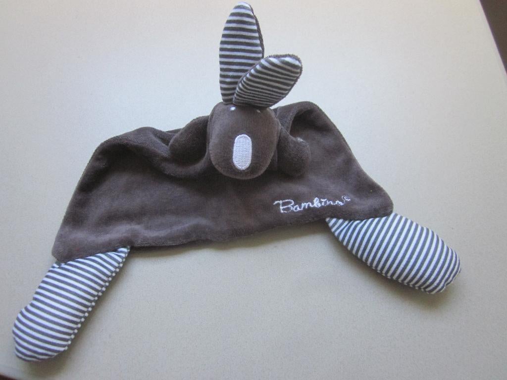 Bambino donkergrijs/zwart pluche knuffeldoek konijn gestreep, Overige merken, Overige karakters, Ophalen of Verzenden, Wasbaar