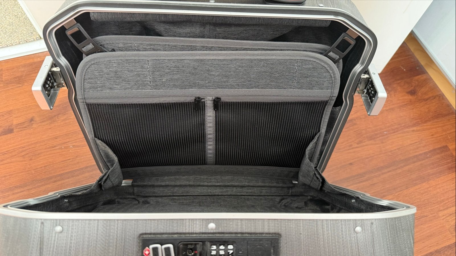 Piquadro PQ Light Laptoptrolley 15 inch - Zo goed als nieuw, 40 tot 60 cm, 20 tot 30 cm, Ophalen of Verzenden, Zo goed als nieuw