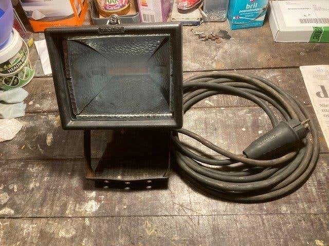 draagbare bouwlamp Halogeen schijnwerper, Ophalen of Verzenden, Gebruikt, 200 tot 500 watt, Lamp met armatuur
