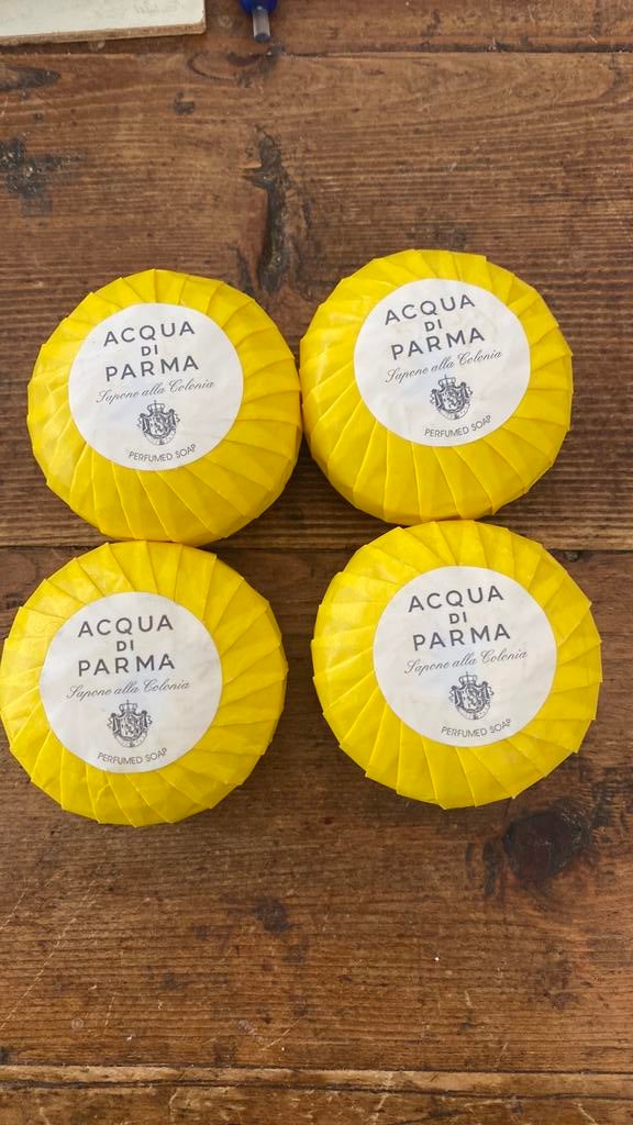 4 x 50 gram zeepjes acqua di parma, Ophalen of Verzenden, Nieuw, Bad & Douche