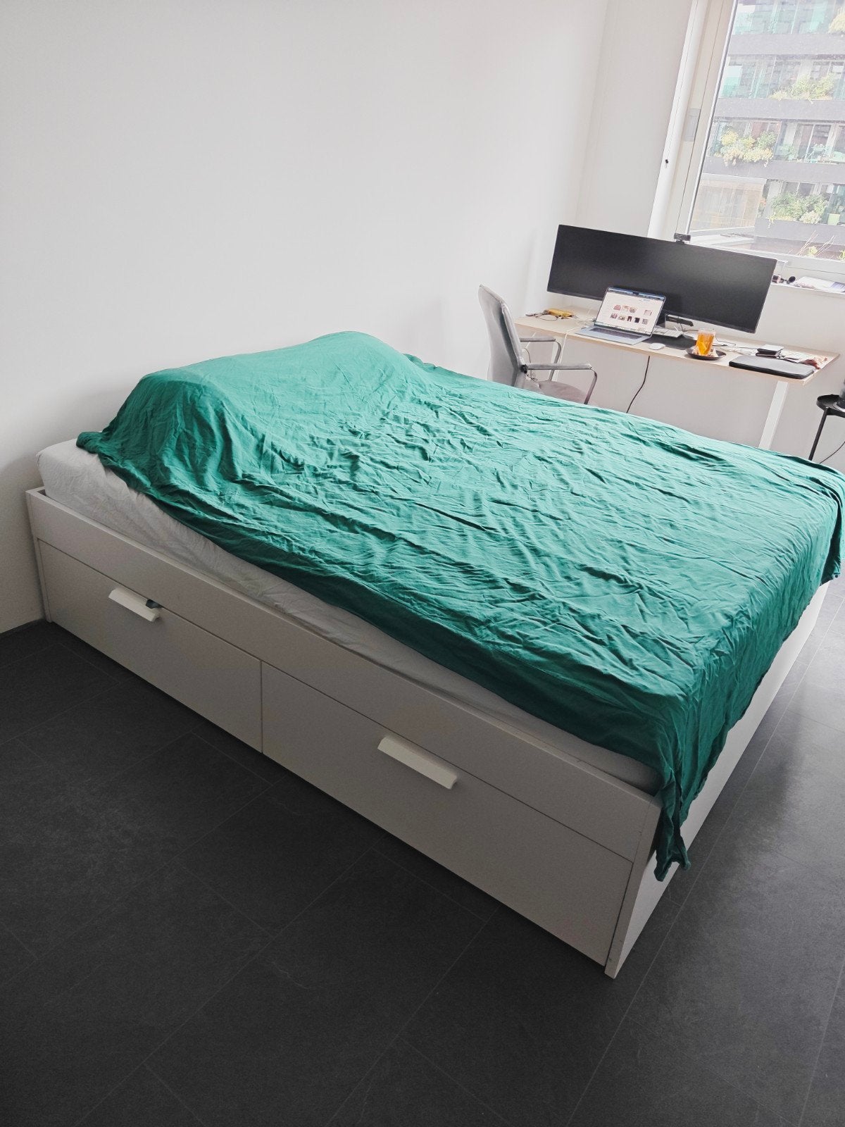 Bed en matras 180x200 cm, Ophalen, Gebruikt, Wit, Tweepersoons