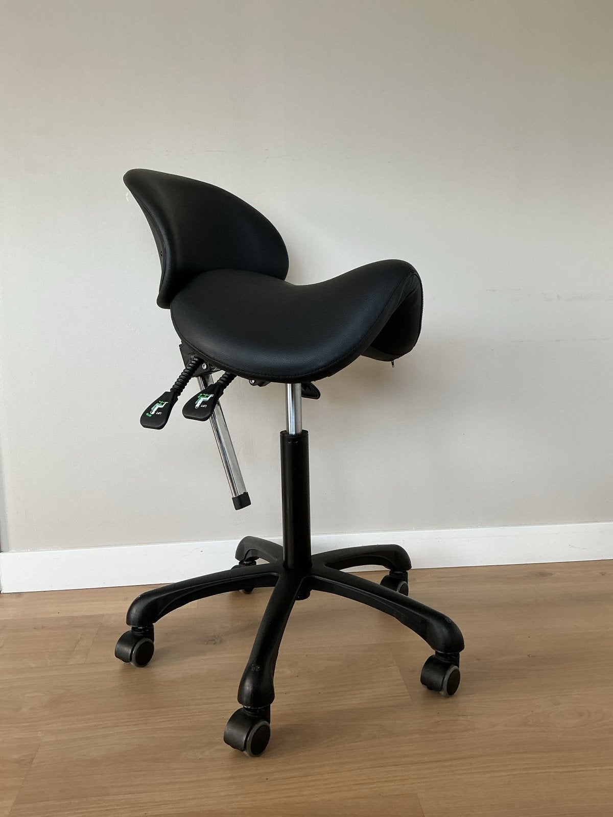 Zwarte ergonomische zadelkruk van Silverfox, Ophalen, Zwart, Zo goed als nieuw, Bureaukruk