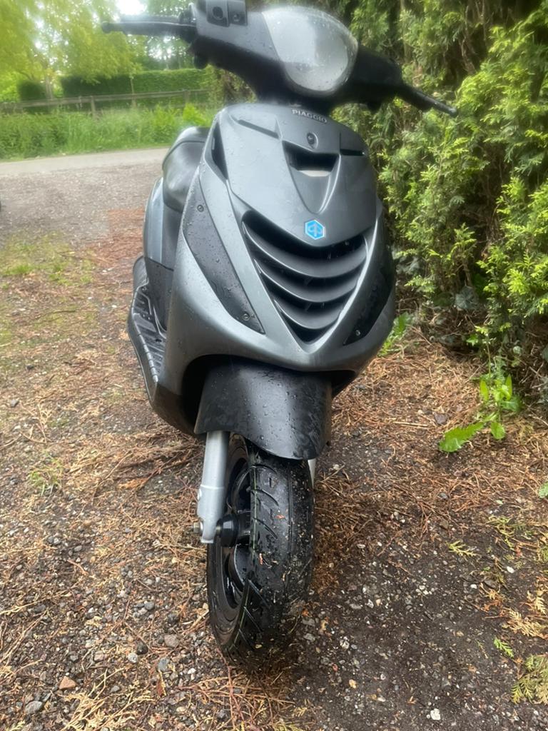 Piaggio Zip 125-183 LC, Ophalen, Zo goed als nieuw, Blok, Piaggio