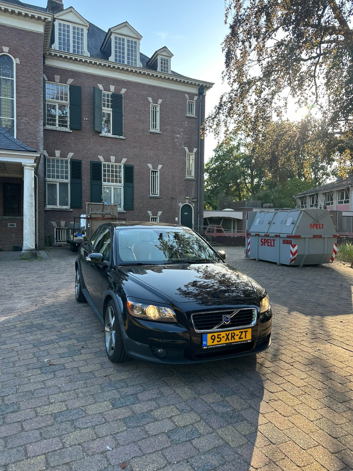 Volvo C30 2.5 T5 2007 Zwart, Auto's, Volvo, Beige, 1346 kg, 4 stoelen, Particulier