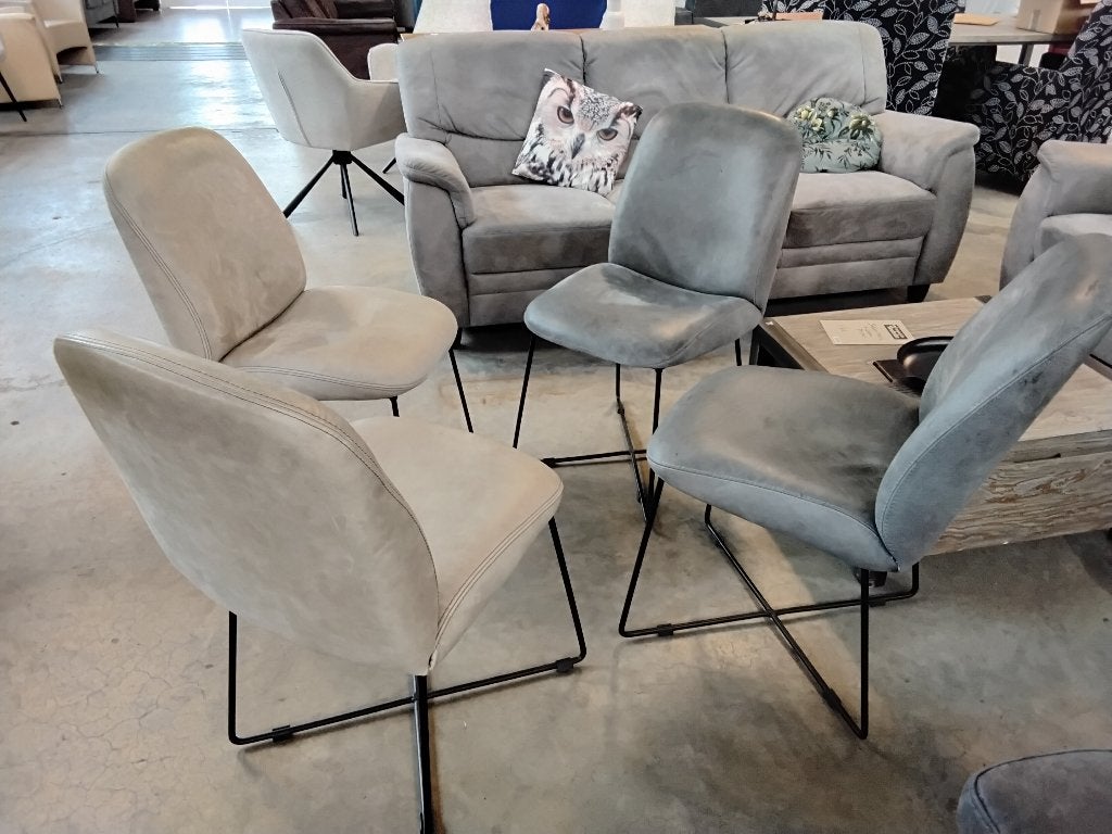 Set van 3 eetstoelen, leer Voor 150=!! Second Life Wolvega, Ophalen, Zo goed als nieuw, Leer, Drie