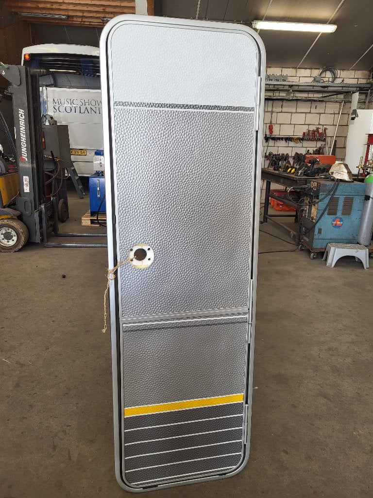 caravan deur / compleet met kader, Ophalen, Gebruikt