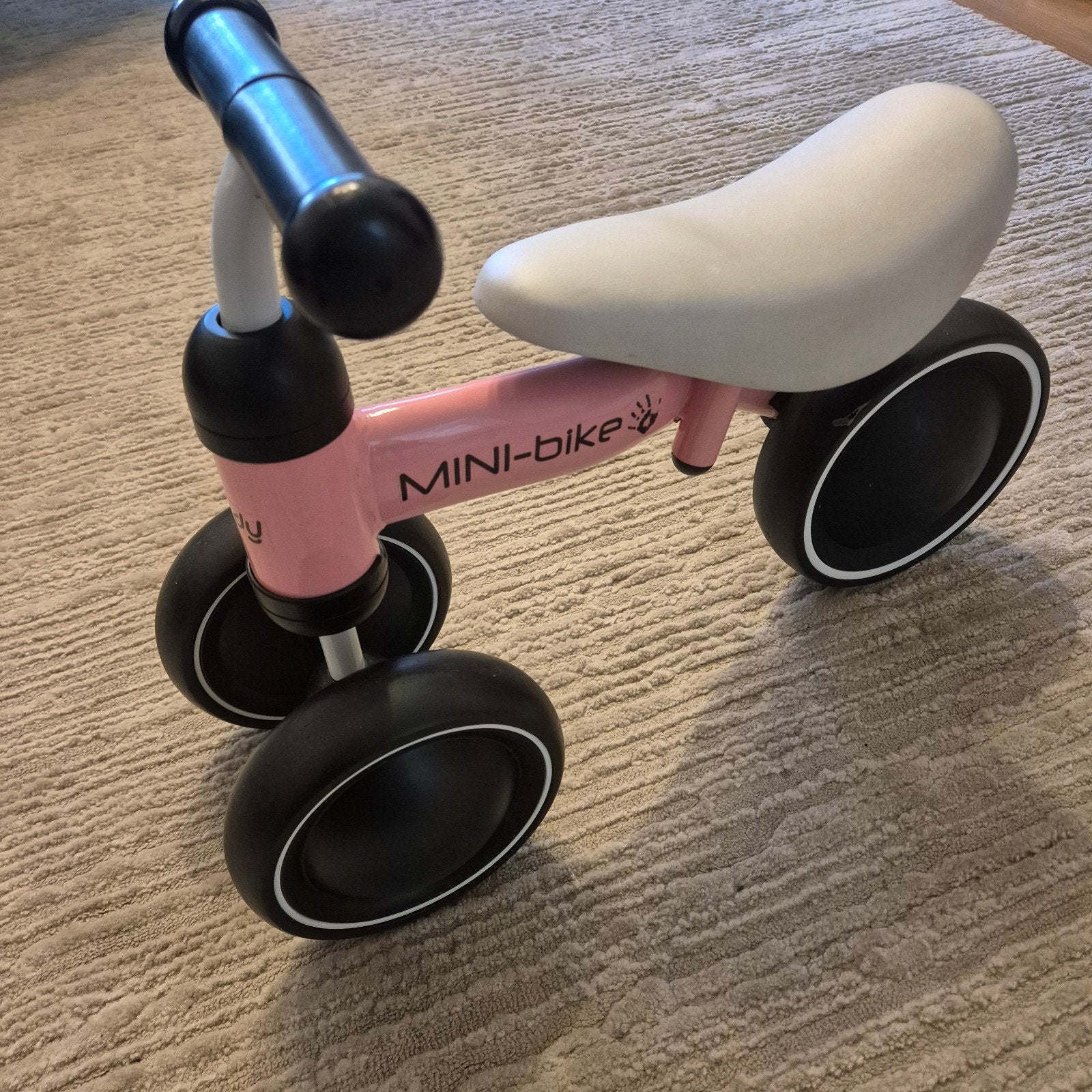 Luddy Loopfiets Roze - Mini-bike voor de kleintjes, Ophalen of Verzenden, Gebruikt, Loopfiets