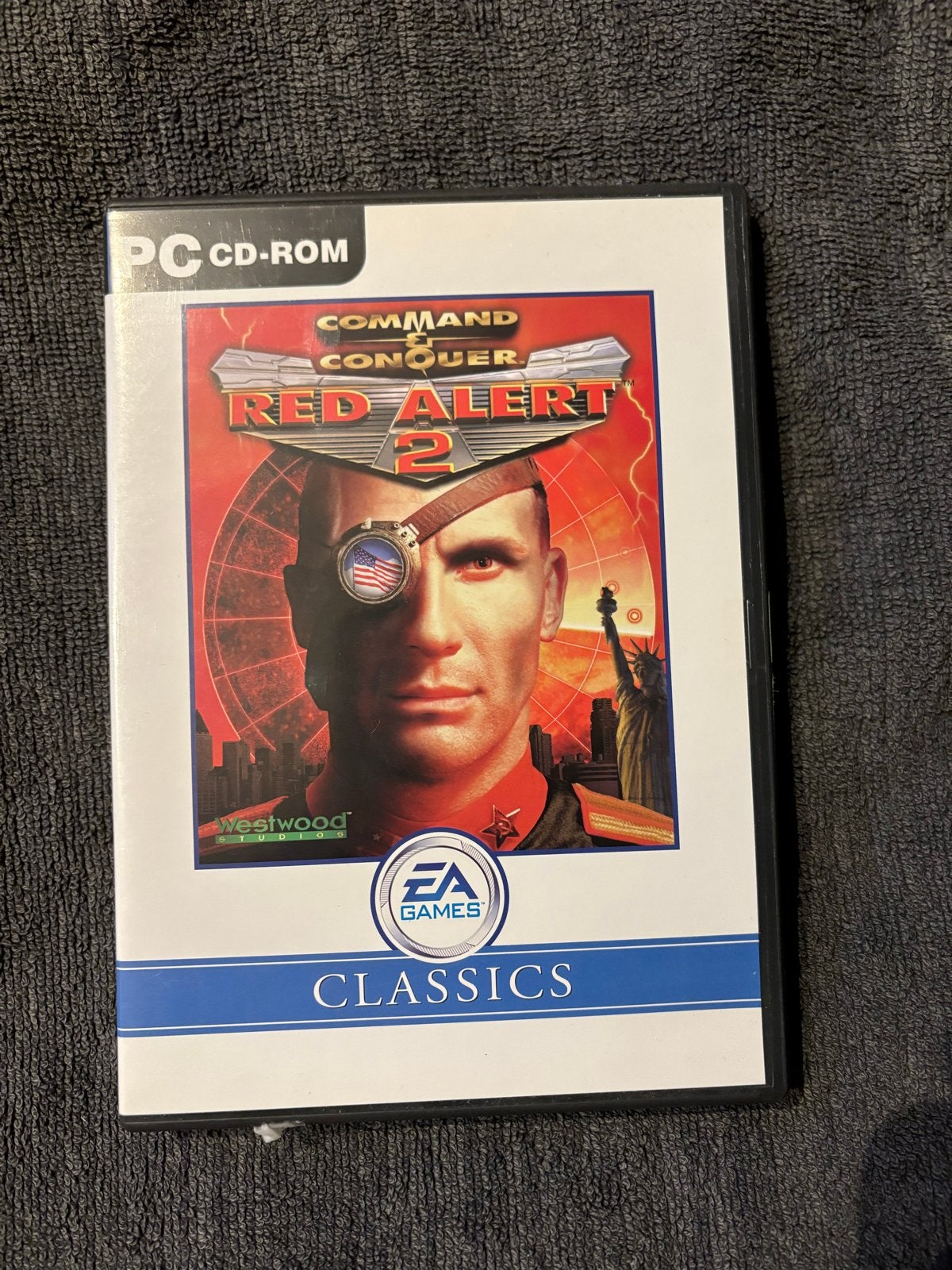 Command & Conquer Red Alert 2 PC CD-ROM Klassieker, Spelcomputers en Games, Games | Pc, Online, Gebruikt, Ophalen of Verzenden