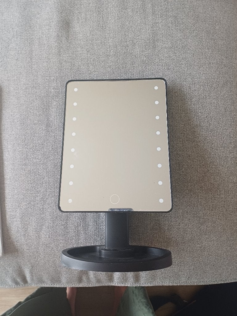 Make-up spiegel met lampjes en opbergvakje, NIEUW!, Huis en Inrichting, Minder dan 50 cm, Nieuw, Ophalen of Verzenden, Minder dan 100 cm
