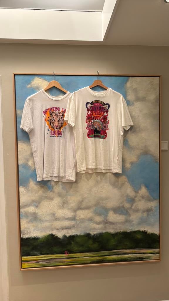 2x Loavies tshirt m, Ophalen of Verzenden, Nieuw, Korte mouw