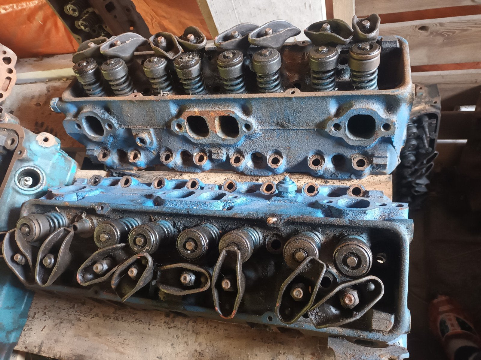 Chevy small block cilinderkoppen, Ophalen