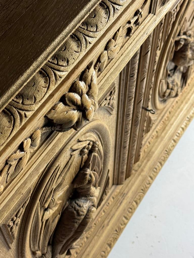 Gestoken buffet eiken 19e eeuw, Ophalen