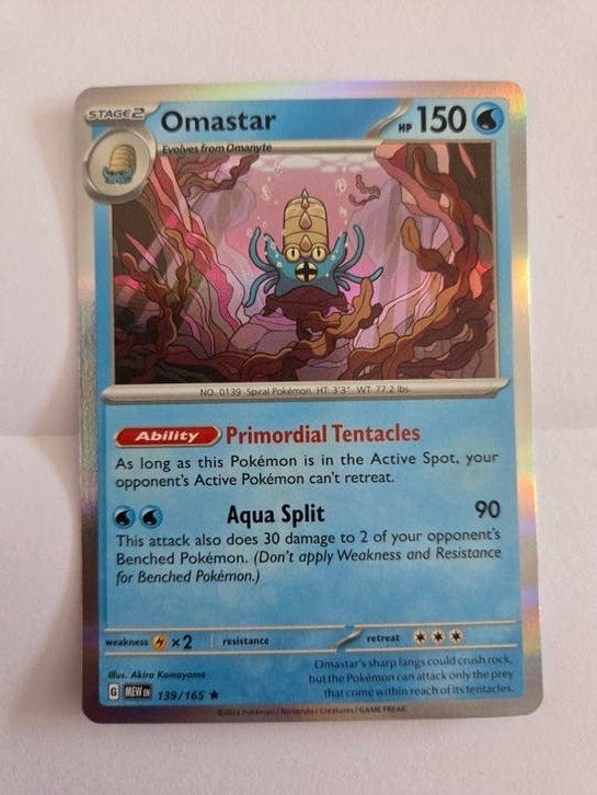 Pokémon Omastar 139/165 Holo Rare Kaart, Ophalen of Verzenden, Zo goed als nieuw, Losse kaart, Foil
