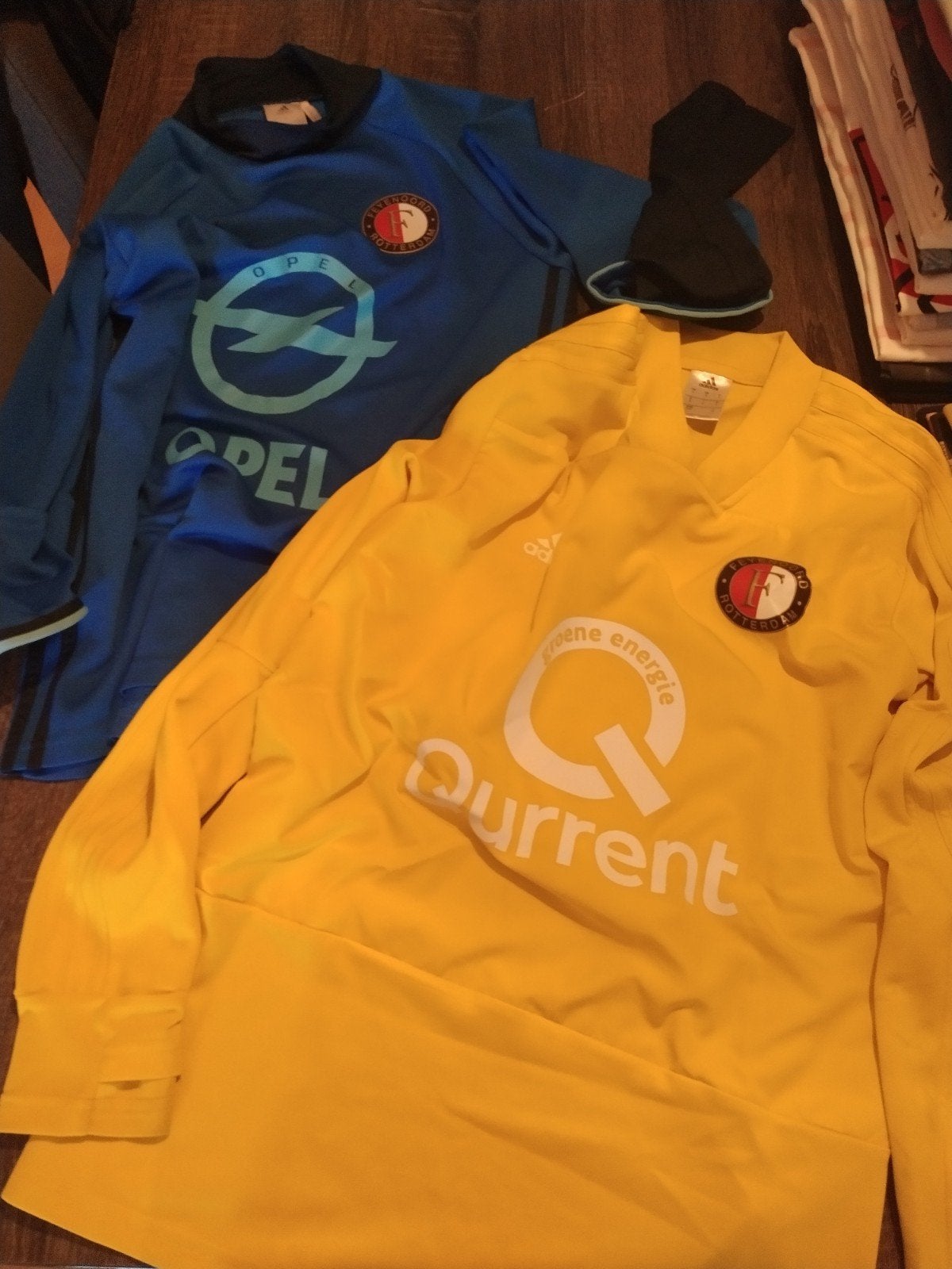 Feyenoord shirts - long sleeves - maat S, Geel, Overige typen, Ophalen of Verzenden, Adidas