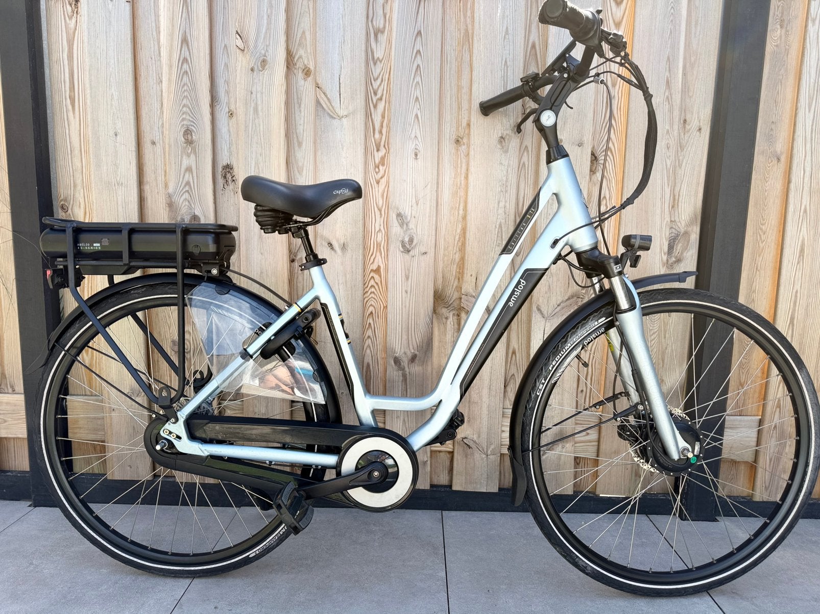 Amslod Elektrische Fiets Bafang Voorwiel motor 625 wh accu, 47 tot 50 cm, Ophalen, Zo goed als nieuw, Overige merken
