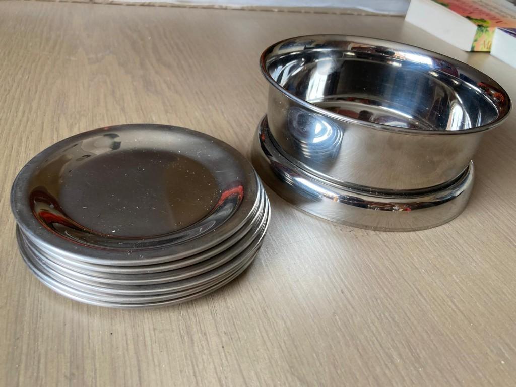RVS Wijnset : Koude fles Houder en 6 Glas Onderzetters., Ophalen of Verzenden, Zo goed als nieuw, Overige gebieden, Overige typen