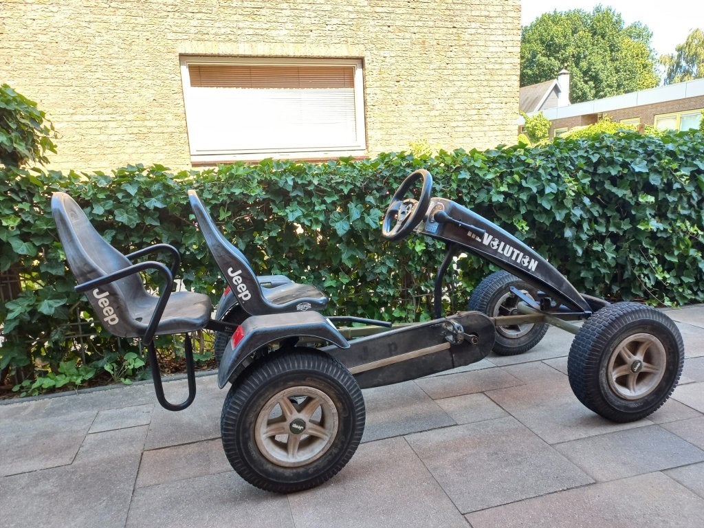 Stoere en robuuste BERG skelter XL - Jeep Revolution, Ophalen, Gebruikt, Berg, Duozit