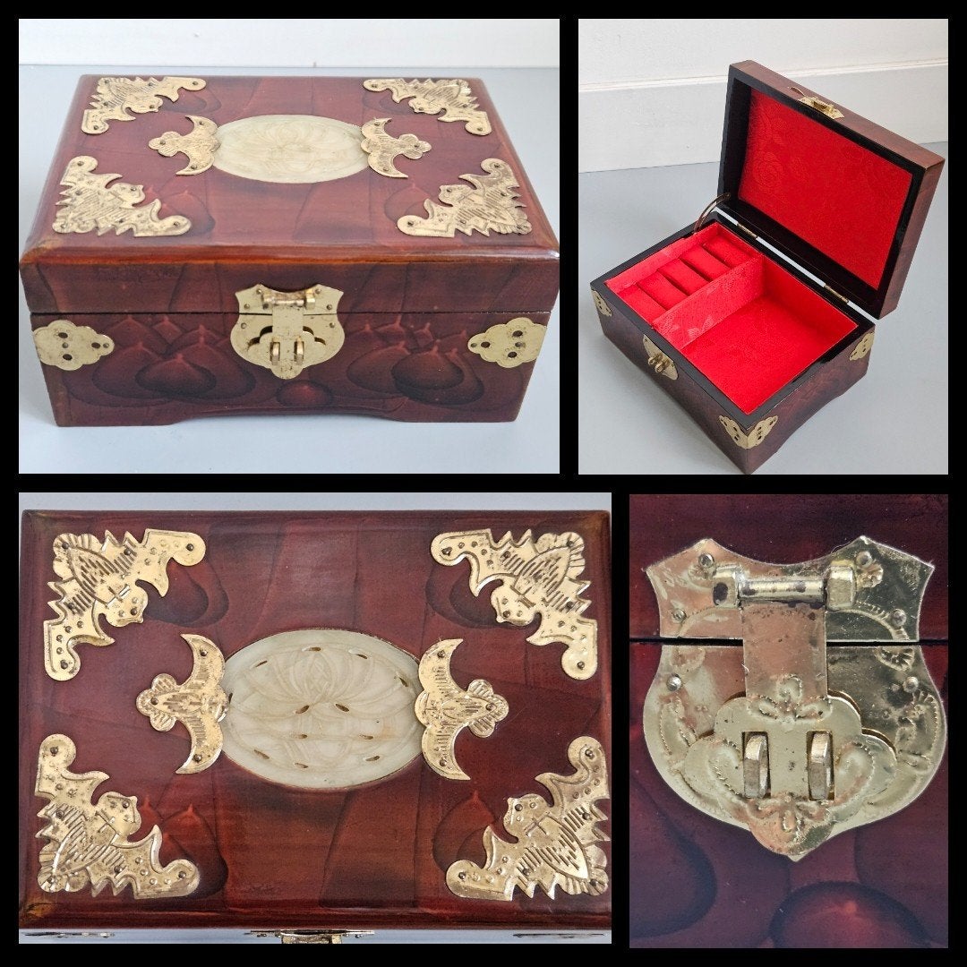 Chinese houten juwelenkist met messing beslagen, jade inleg, Hout, Doos, Ophalen of Verzenden, China