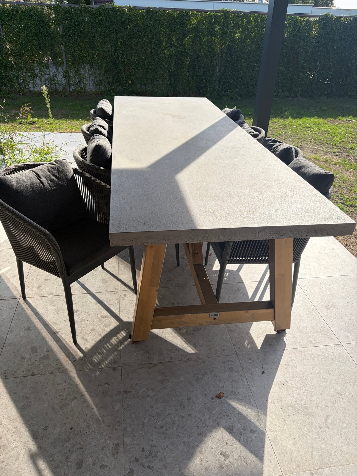 Grote tuintafel van polystone en hardhout (300x100 cm), Huis en Inrichting, Gebruikt, 100 tot 150 cm, 200 cm of meer, Ophalen of Verzenden