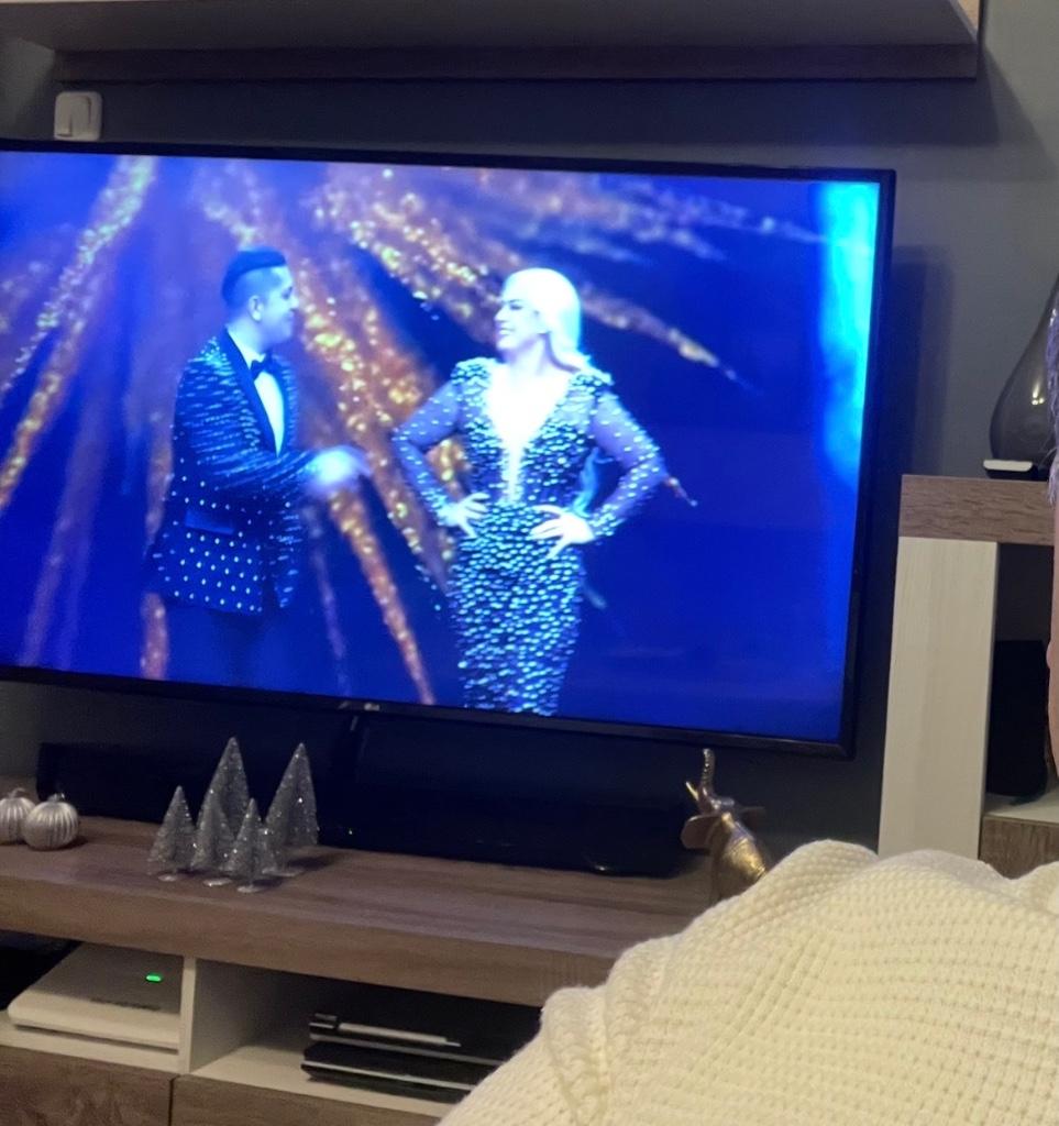 Tv LG 55 inch internet YouTube heelveel metë soundbare box, Ophalen, 50 Hz, 100 cm of meer, Full HD (1080p)