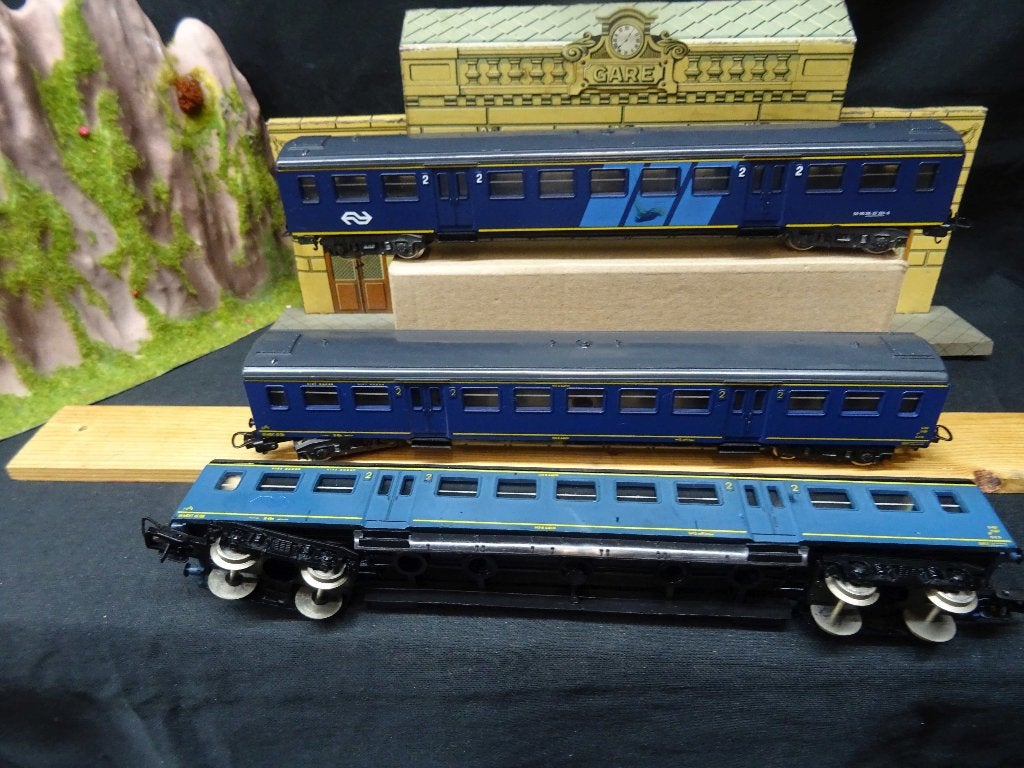5775=Lima rijtuigen van de Nederlandse spoorwegen.  26, Gebruikt, Gelijkstroom, Wagon, Ophalen of Verzenden