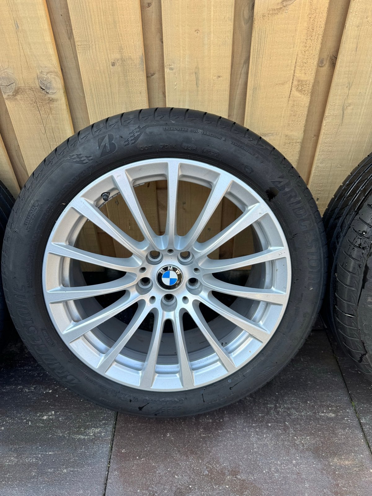 BMW 18 inch velgen met Bridgestone zomerbanden, Auto-onderdelen, Banden en Velgen, Ophalen, 18 inch, Gebruikt, Banden en Velgen