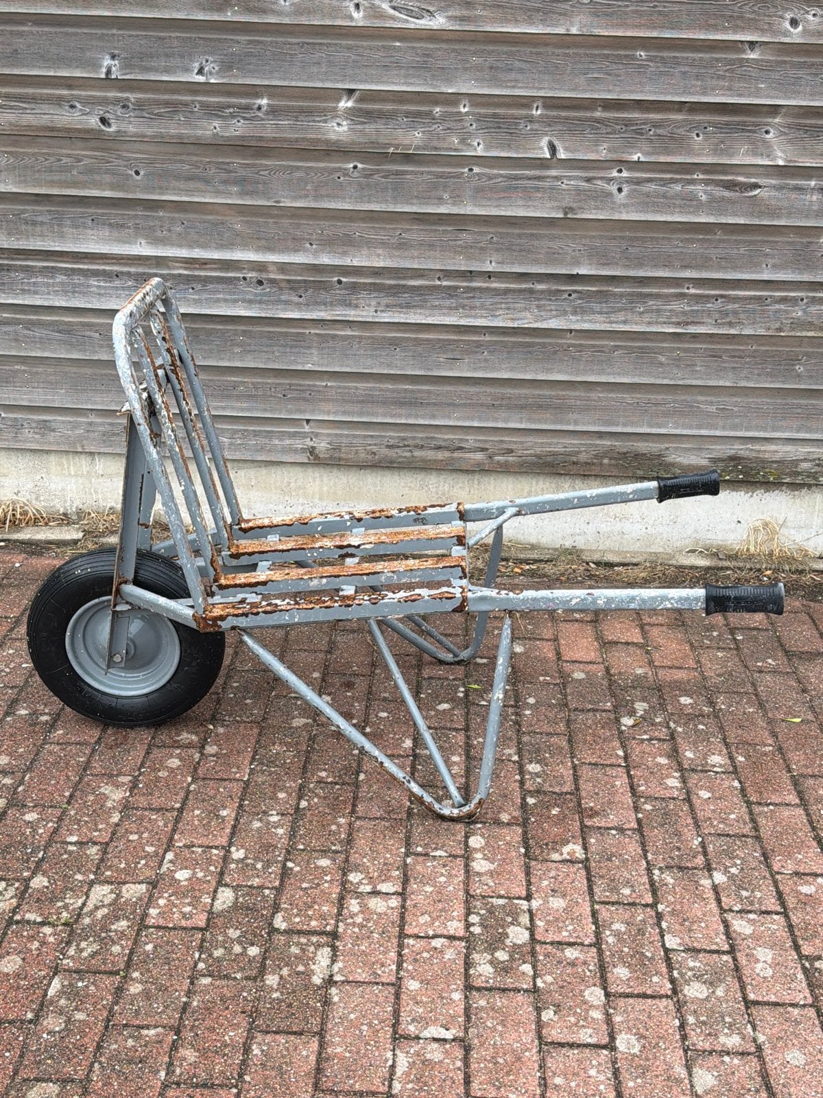 Matador kruiwagen voor zwaar werk - Gebruikt, Tuin en Terras, Kruiwagens, Ophalen of Verzenden, Gebruikt, Handmatig, Tweewielig