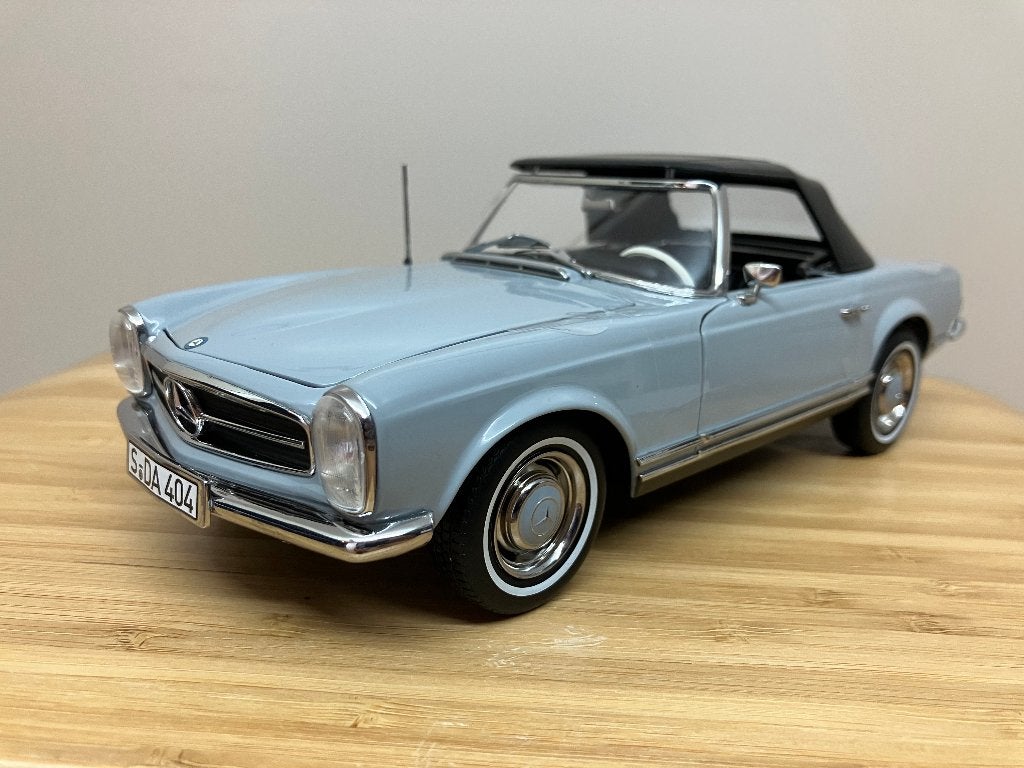 Mercedes Benz 230 SL "Pagode" van1963  1/18 Norev, Hobby en Vrije tijd, Modelauto's | 1:18, Ophalen of Verzenden, Nieuw, Auto