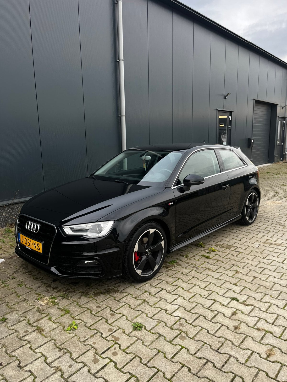 Audi A3 1.4 Tfsi 90KW 3D 2014 Zwart, Auto's, Voorwielaandrijving, Euro 5, Stof, 4 cilinders